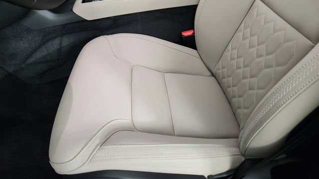 New 2026 Volvo XC90 T8 Plus w/ Protection Package Premier AWD/4WD image 51