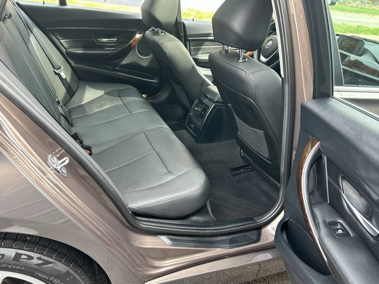 Used 2015 BMW 328i xDrive Wagon AWD/4WD image 26