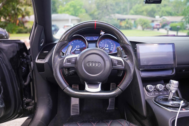 Used 2011 Audi R8 V10 image 33
