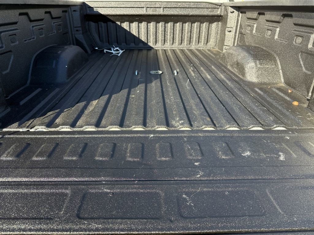 Used 2020 Chevrolet Silverado 2500 Custom w/ Custom Value Package image 16