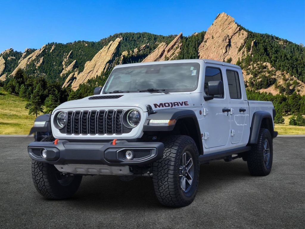 Used 2025 Jeep Gladiator Mojave w/ Convenience Group AWD/4WD image 1