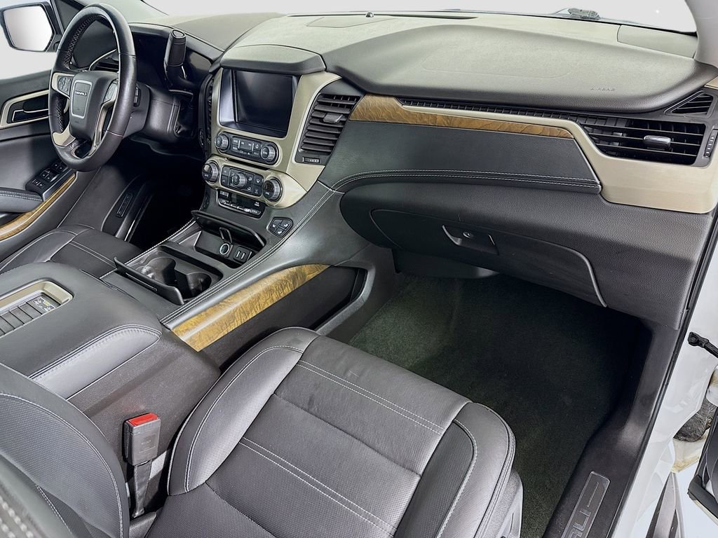 Used 2018 GMC Yukon Denali image 18