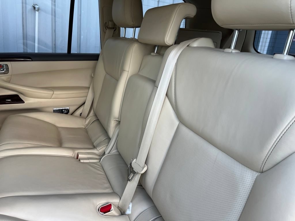 Used 2014 Lexus LX 570 4WD w/ Luxury Package image 73
