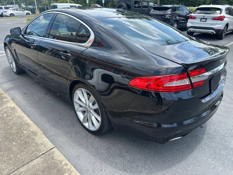 Used 2013 Jaguar XF 3.0 AWD/4WD image 4