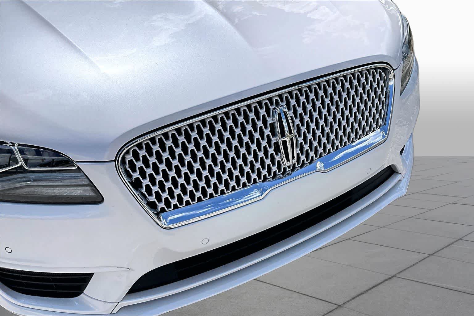 Used 2020 Lincoln MKZ Reserve w/ Luxury Package AWD/4WD image 30