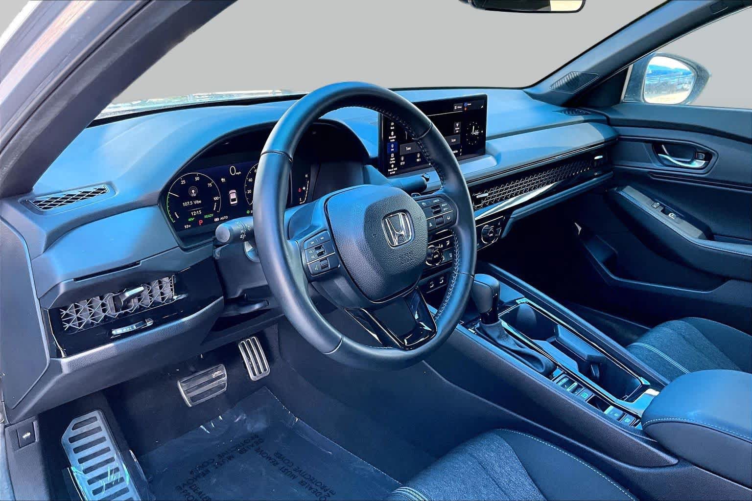 Used 2025 Honda Accord Sport image 18