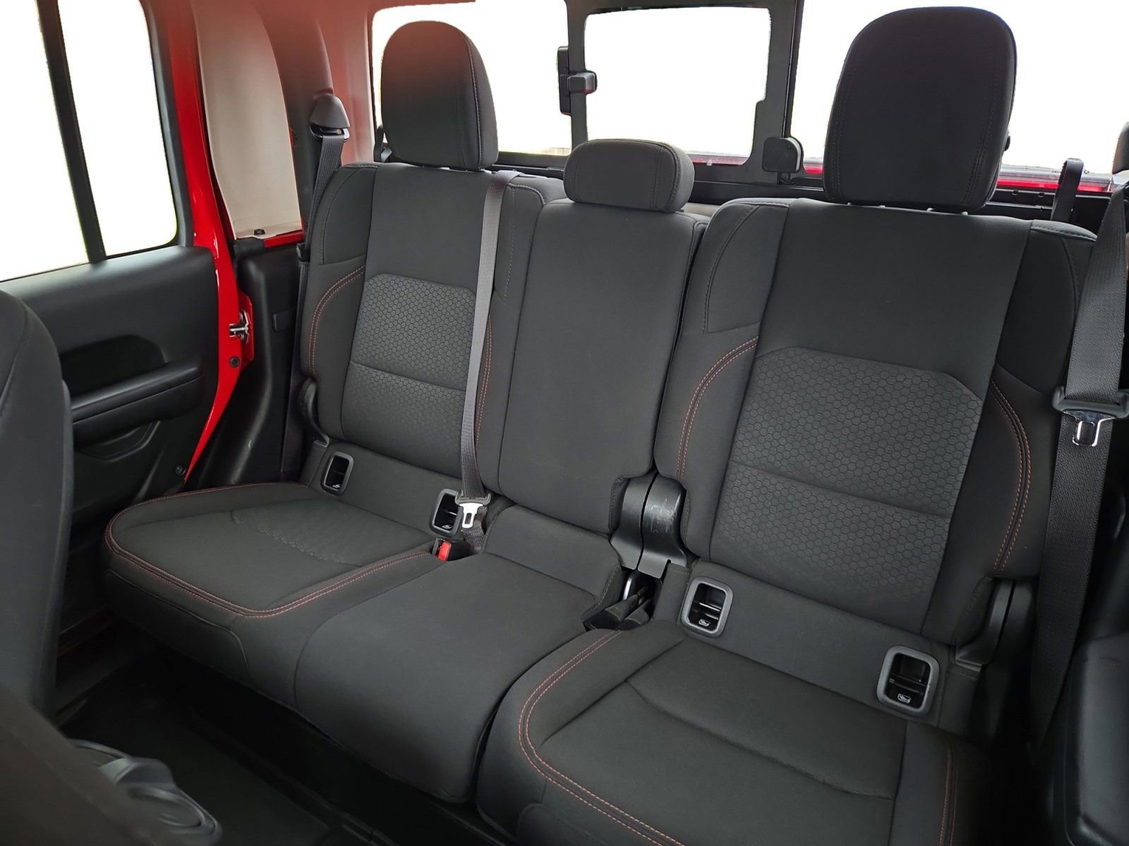 Used 2020 Jeep Gladiator Rubicon AWD/4WD image 23