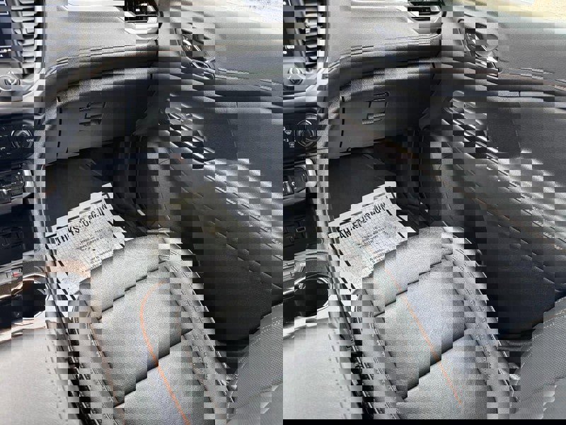 Used 2023 GMC Acadia AT4 w/ Preferred Package image 16