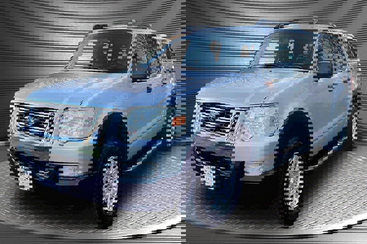 Used 2009 Ford Explorer Sport Trac XLT image 3