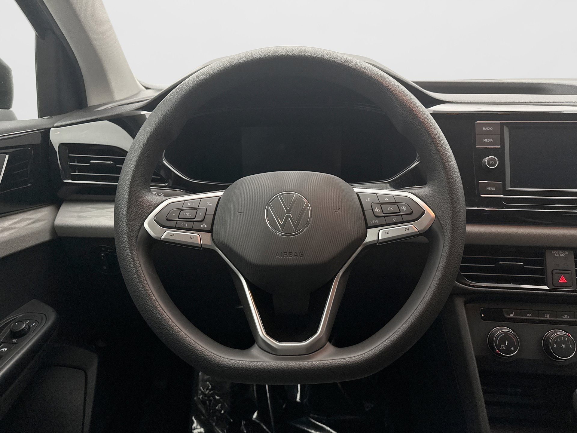 Used 2022 Volkswagen Taos S AWD/4WD image 12