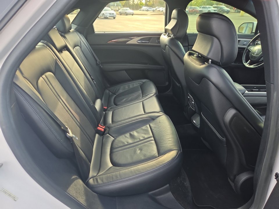 Used 2017 Lincoln MKZ Reserve w/ Technology Package image 33