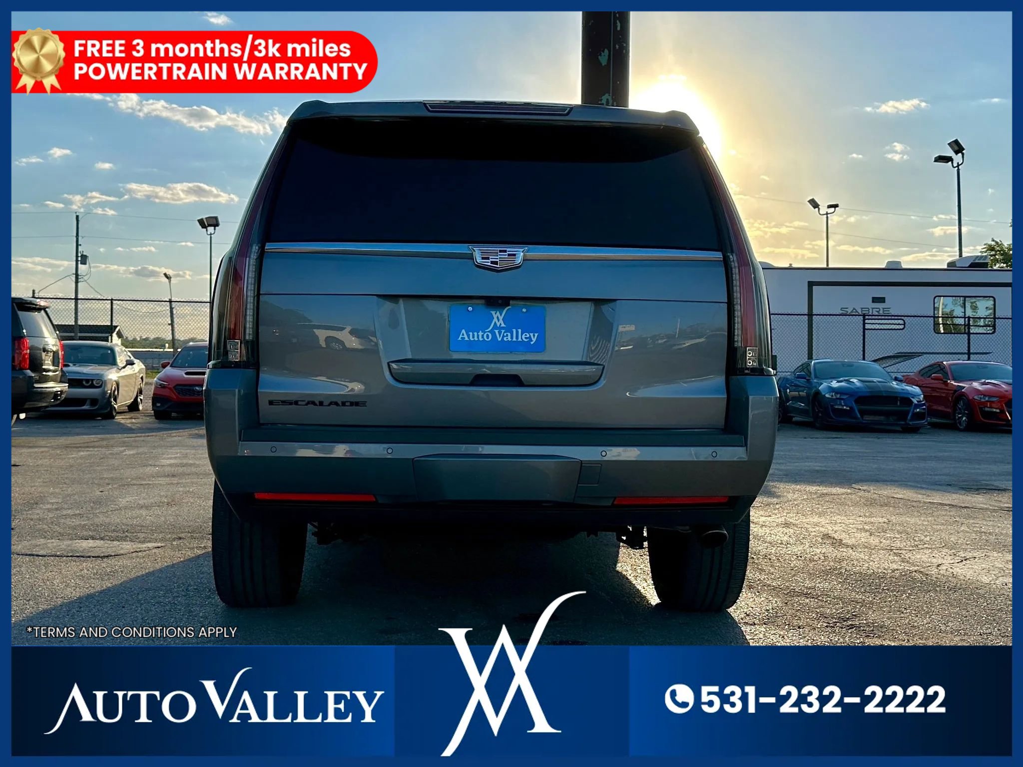 Used 2020 Cadillac Escalade Luxury AWD/4WD image 6