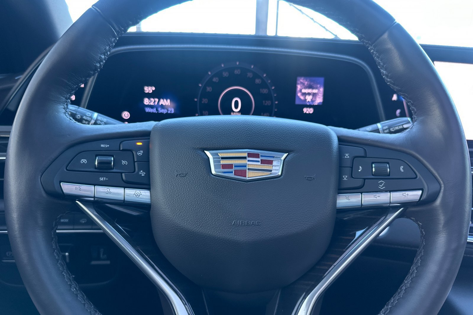 Certified 2023 Cadillac Escalade ESV Sport w/ LPO, ONYX Package AWD/4WD image 34