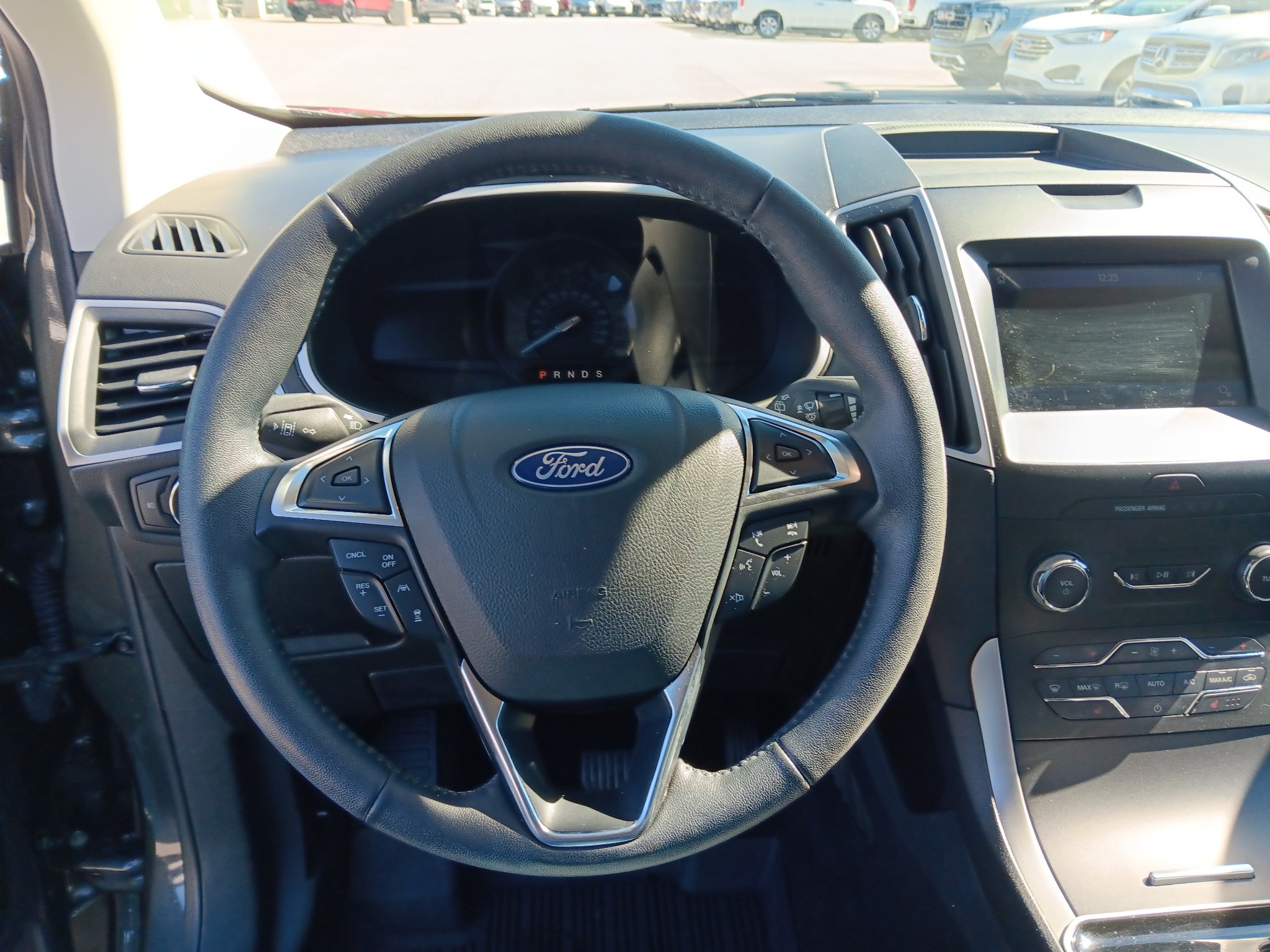 Used 2020 Ford Edge SEL w/ Convenience Package FWD image 16