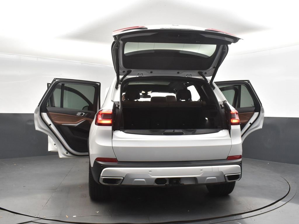 Certified 2022 BMW X5 xDrive45e w/ Premium Package image 54