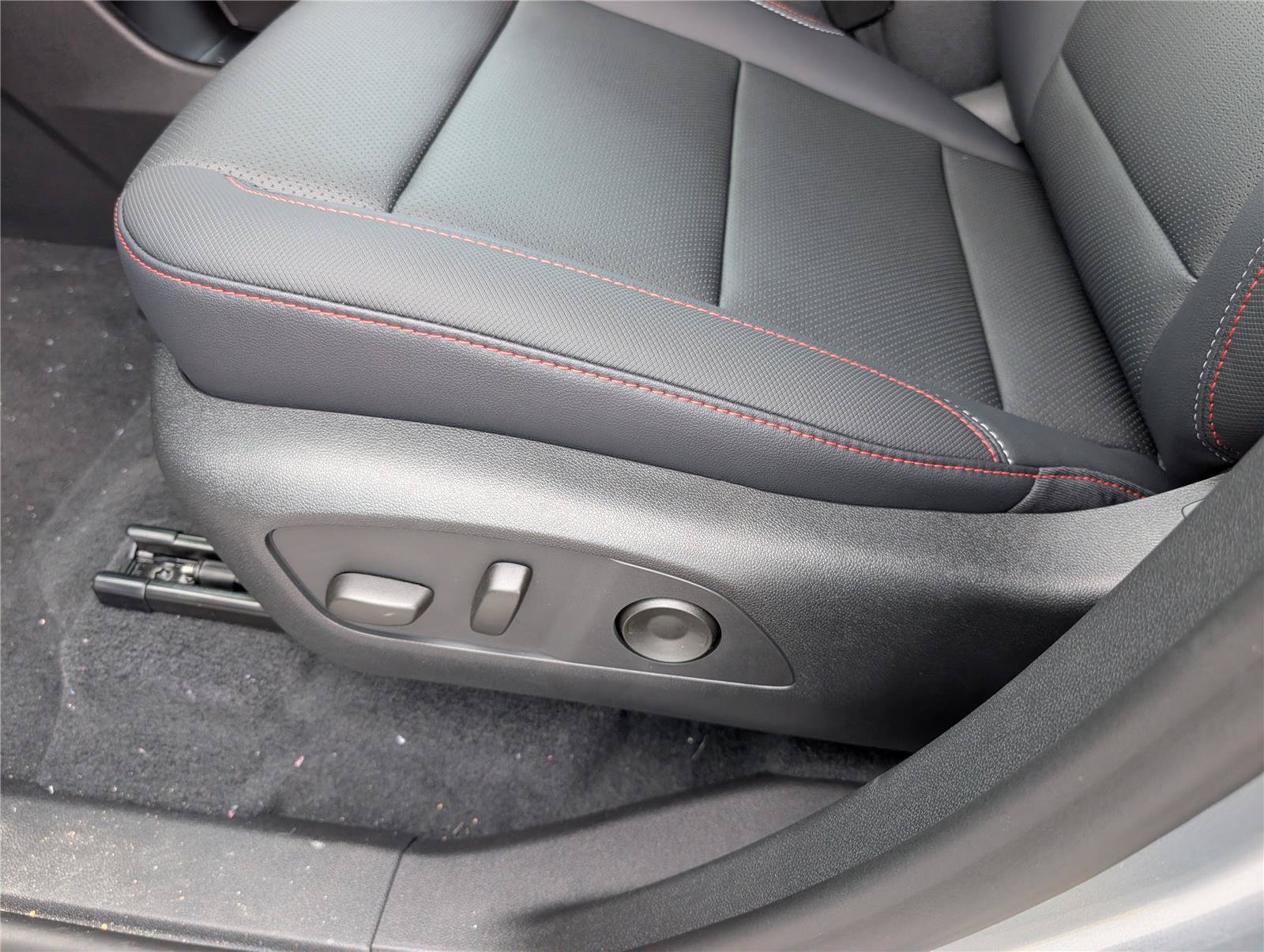 New 2026 Chevrolet Traverse Z71 w/ Enhanced Driving Package AWD/4WD image 18