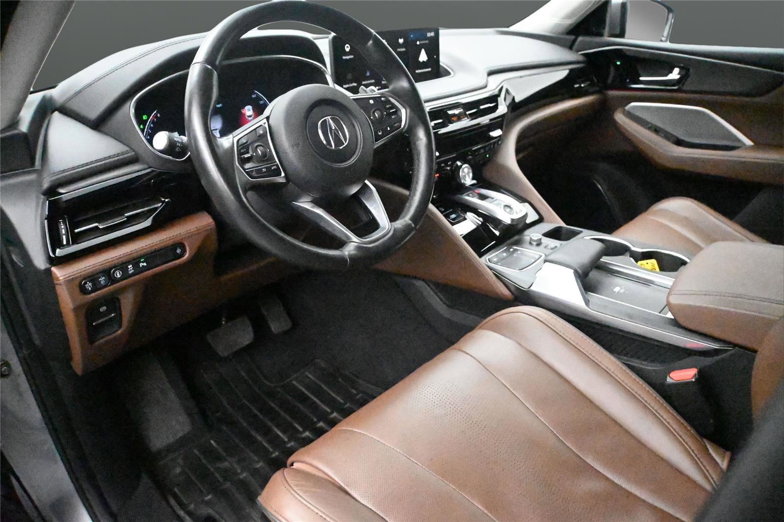 Certified 2024 Acura MDX SH-AWD w/ Advance Package image 2