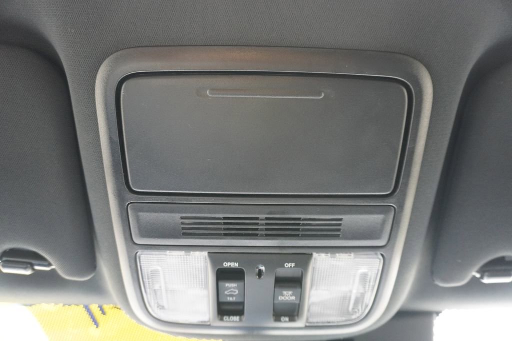 Used 2023 Honda Passport TrailSport image 17