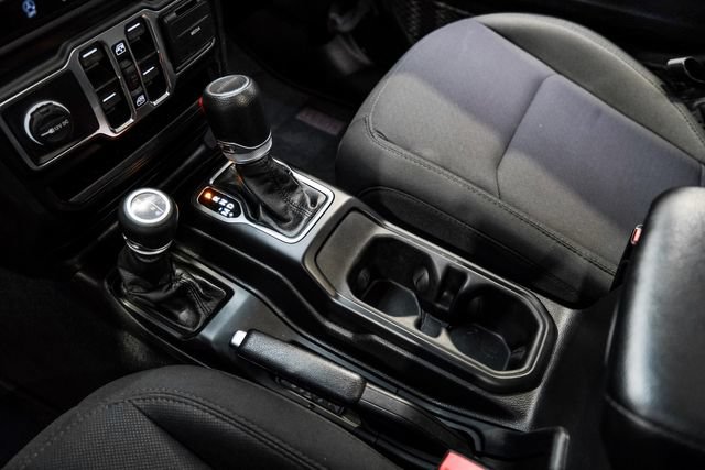 Used 2023 Jeep Gladiator Sport AWD/4WD image 48