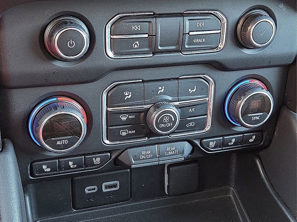 Used 2024 Chevrolet Tahoe Premier image 26