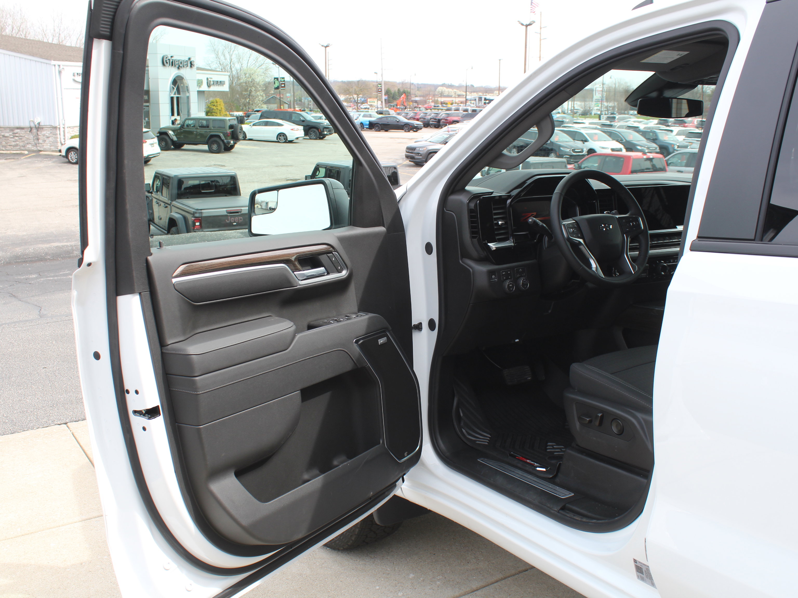 New 2026 Chevrolet Silverado 1500 RST w/ Convenience Package II image 8