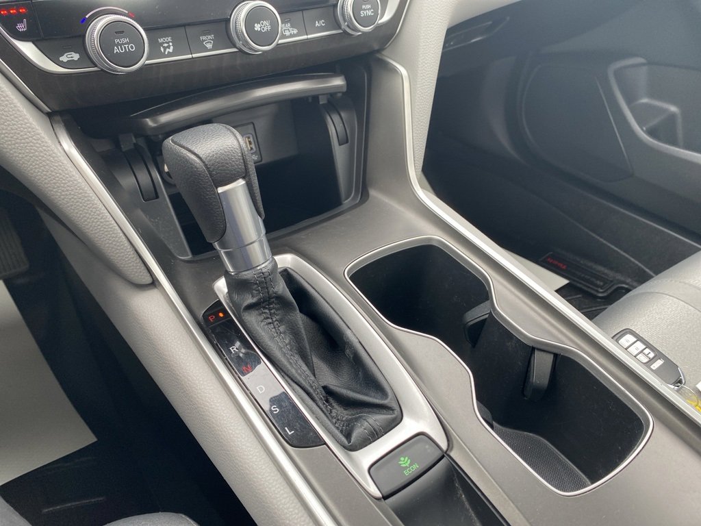 Used 2019 Honda Accord EX image 29