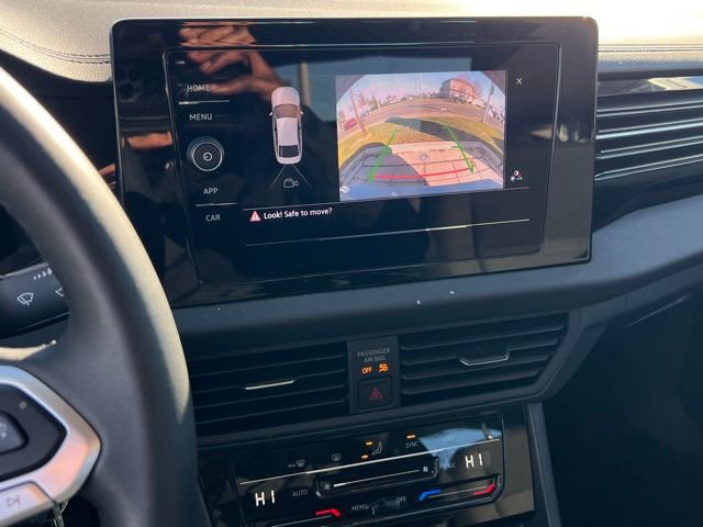 Used 2025 Volkswagen Jetta S image 25