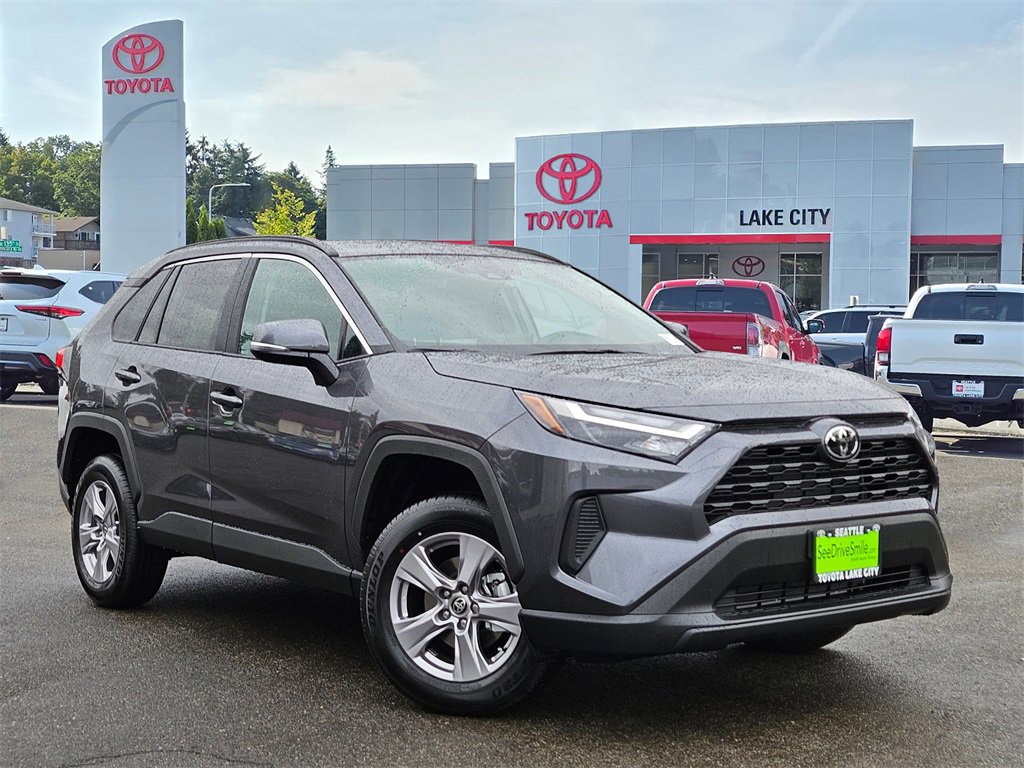 New 2025 Toyota RAV4 XLE