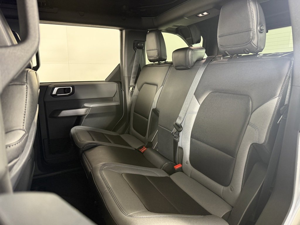 Used 2023 Ford Bronco Black Diamond image 27