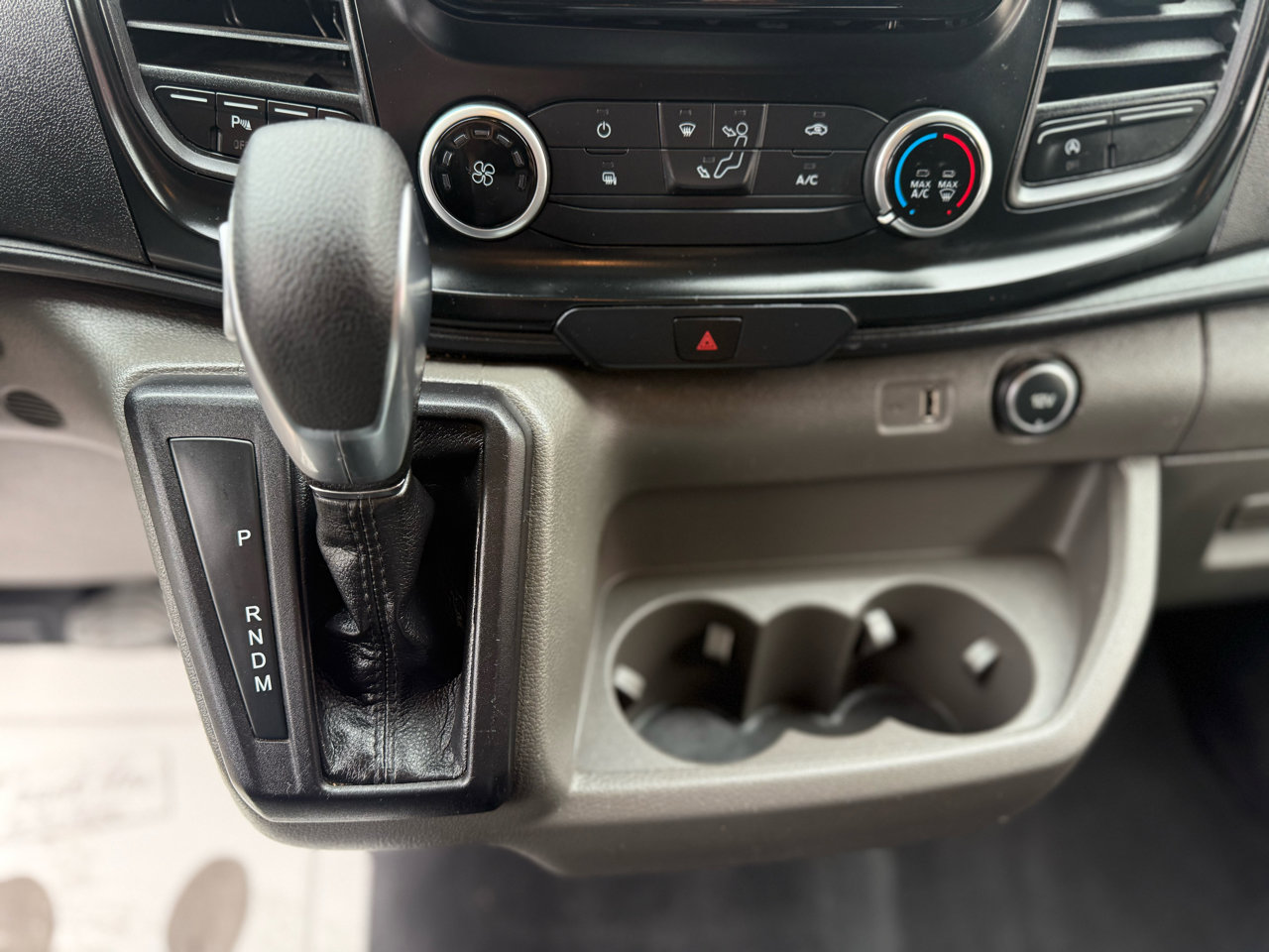 Used 2020 Ford Transit 250 Low Roof AWD image 21