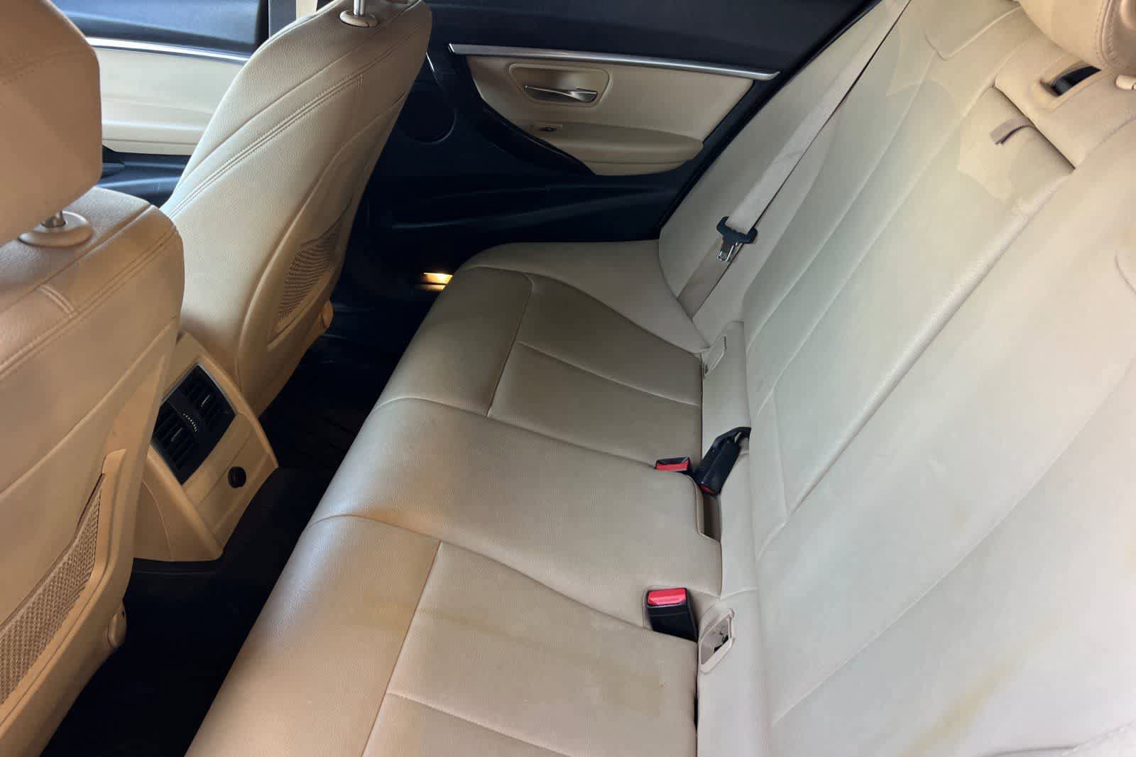 Used 2017 BMW 330e RWD image 5