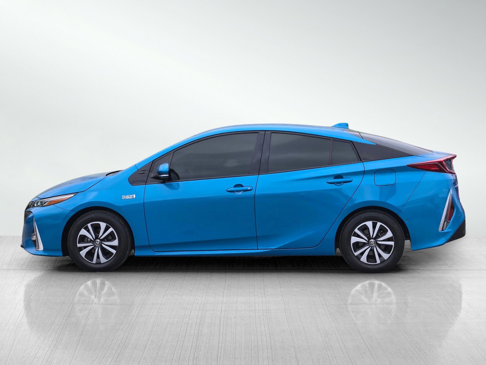 Used 2017 Toyota Prius Prime Advanced image 7
