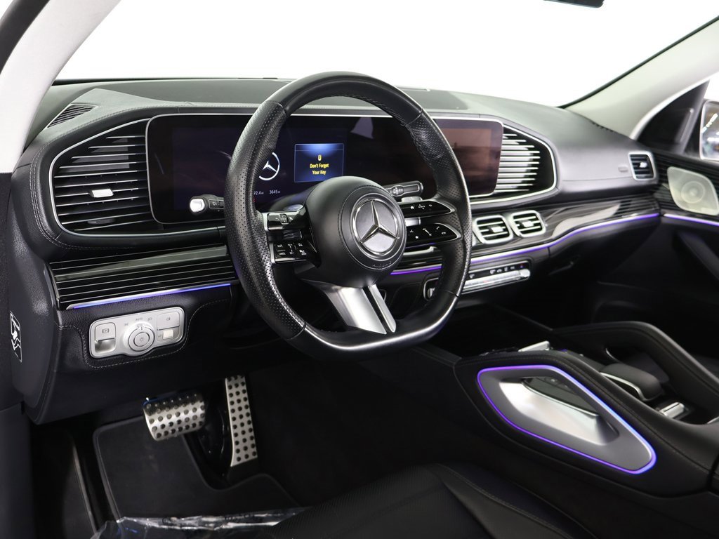 Used 2024 Mercedes-Benz GLS 580 4MATIC w/ Warmth & Comfort Package image 34