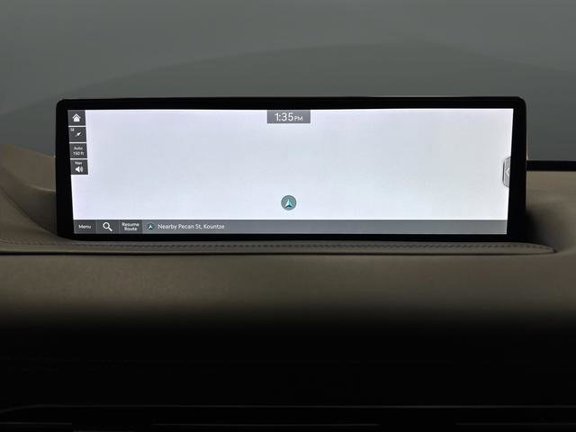 Used 2024 Genesis GV80 3.5T w/ Prestige Package image 10