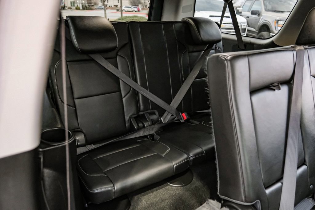 Used 2018 Chevrolet Suburban LT image 42