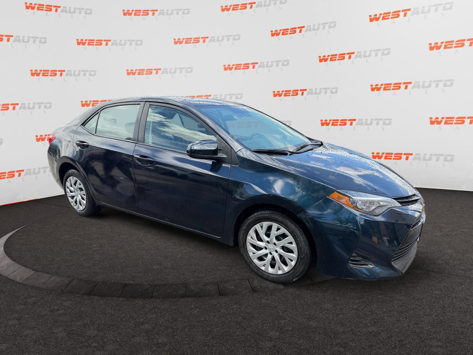 Used 2019 Toyota Corolla LE FWD image 7