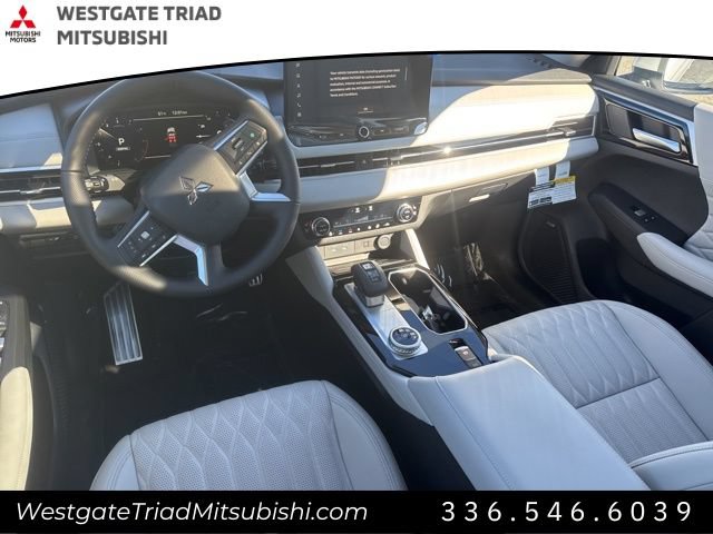 New 2026 Mitsubishi Outlander SEL FWD image 12