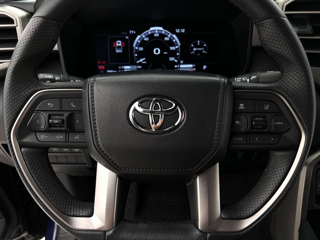 Used 2025 Toyota Tundra Limited AWD/4WD image 16