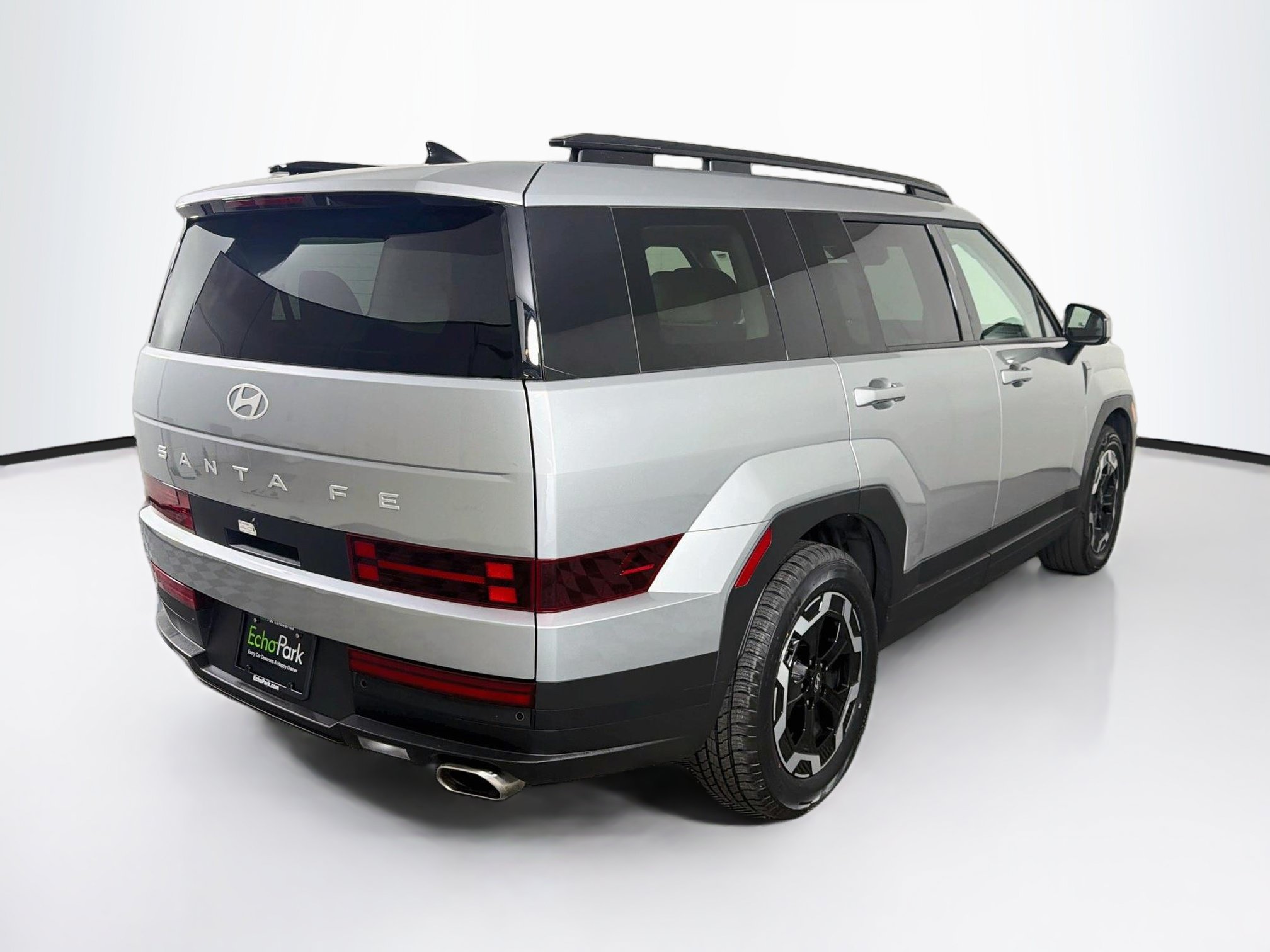 Used 2026 Hyundai Santa Fe SEL FWD image 9