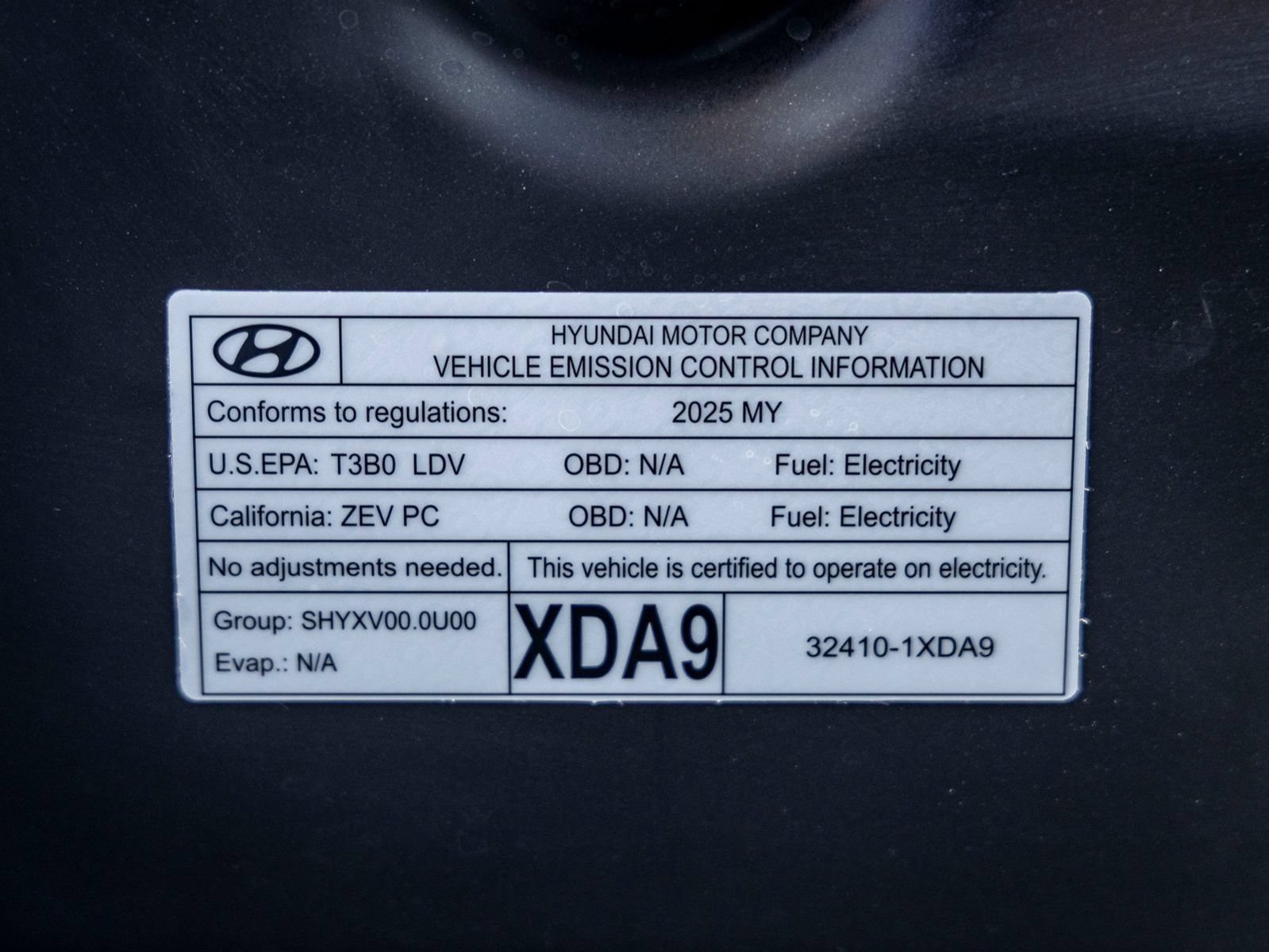 Used 2025 Genesis Electrified GV70 w/ Prestige Package AWD/4WD image 33