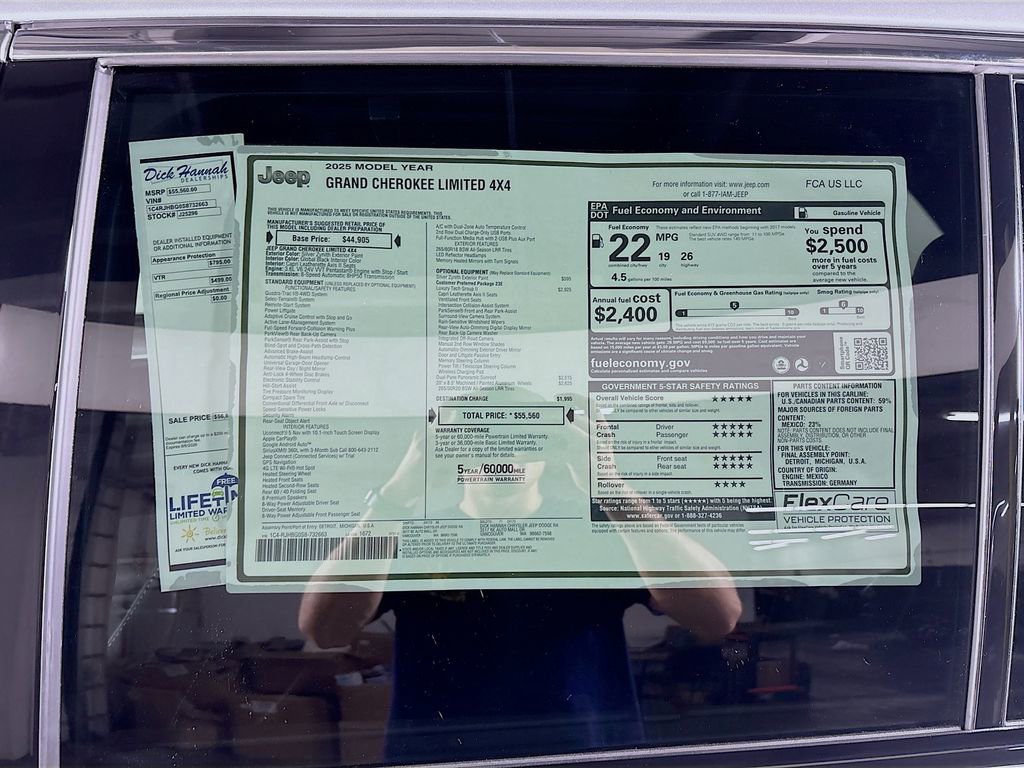 New 2025 Jeep Grand Cherokee Limited w/ Luxury Tech Group II image 25