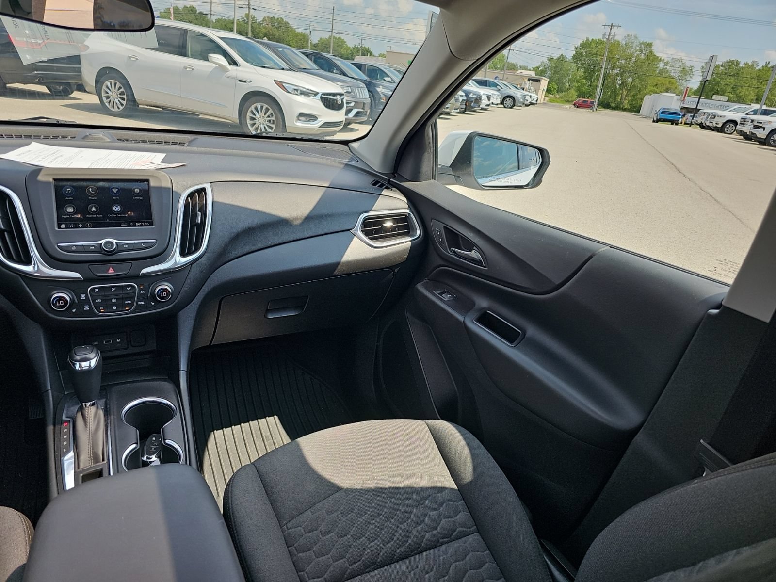 Used 2019 Chevrolet Equinox LT FWD image 27