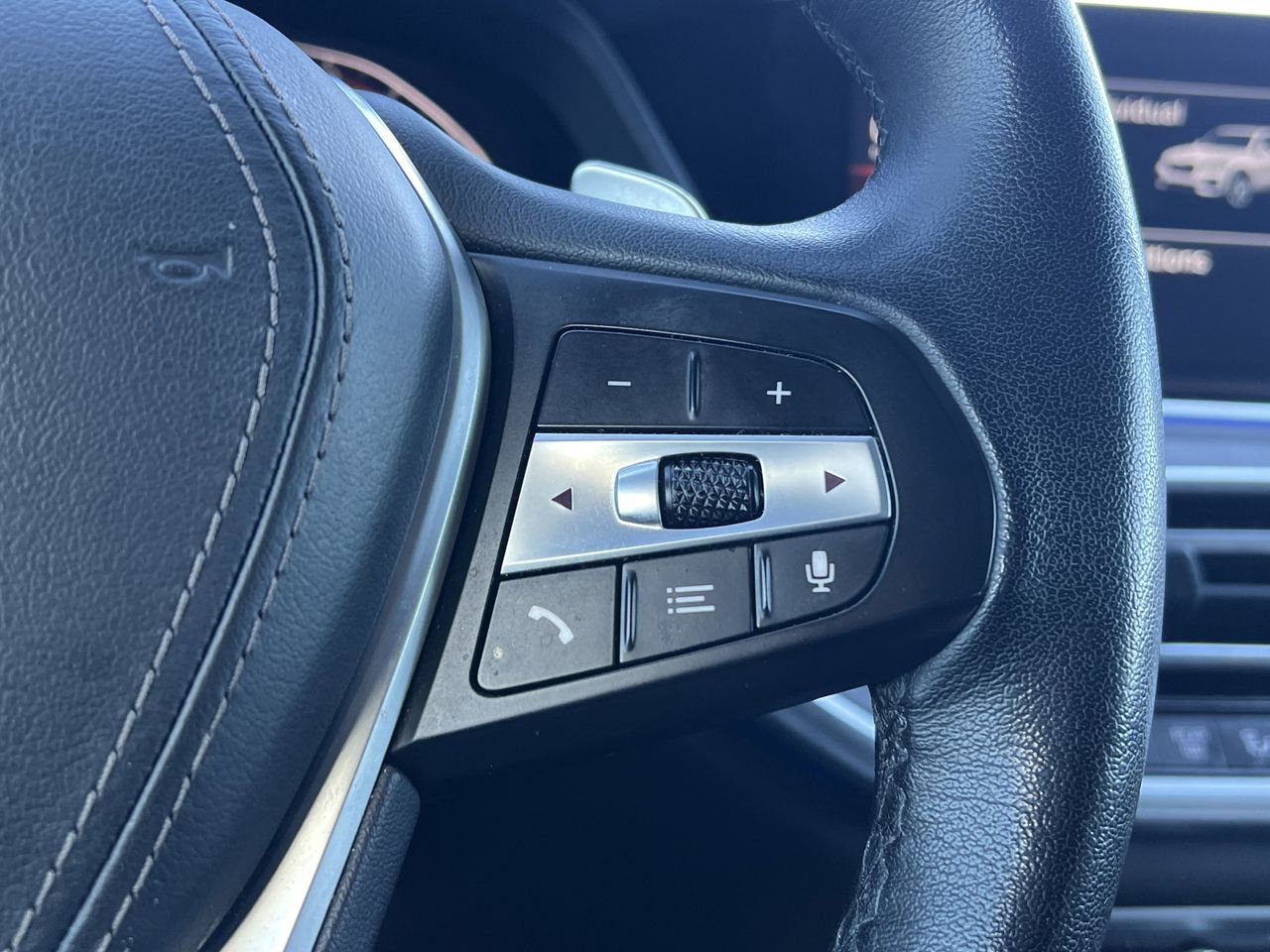 Used 2023 BMW X5 xDrive40i w/ Premium Package image 18