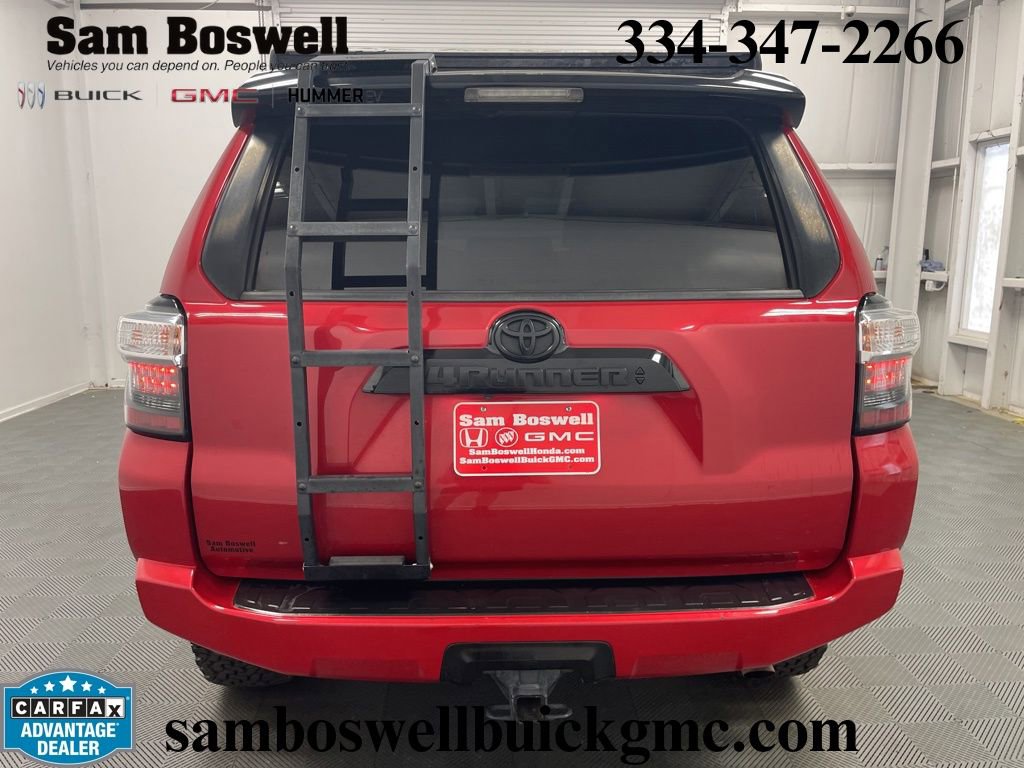 Used 2021 Toyota 4Runner Venture w/ Moonroof Package image 5