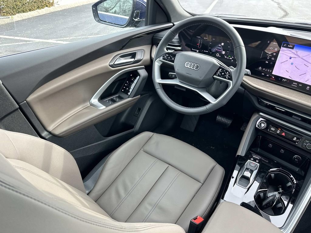 New 2025 Audi Q5 Premium image 29