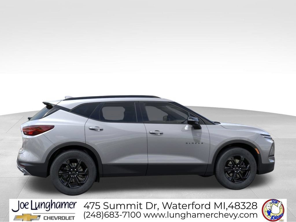 New 2026 Chevrolet Blazer LT w/ Midnight/Sport Edition FWD image 6