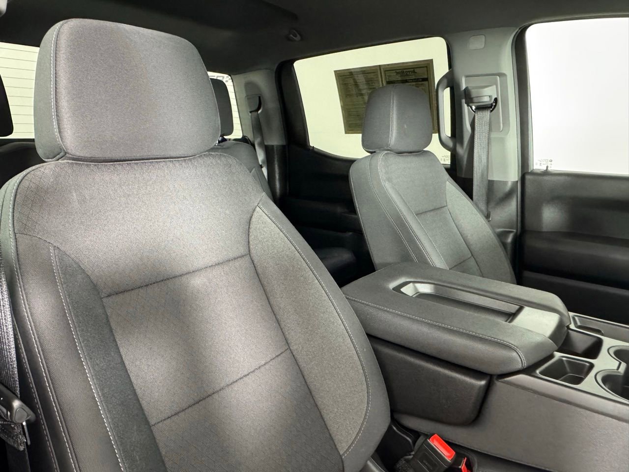 Used 2025 Chevrolet Silverado 1500 Custom Trail Boss AWD/4WD image 33