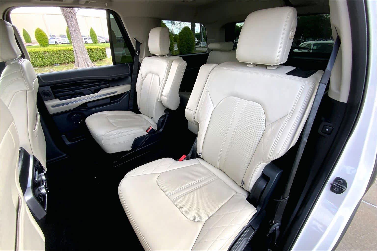 Used 2018 Ford Expedition Platinum RWD image 20
