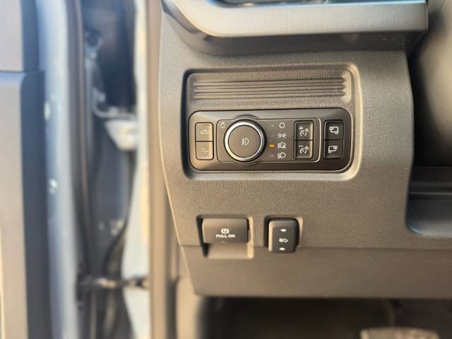 Used 2026 Ford F450 Platinum AWD/4WD image 27