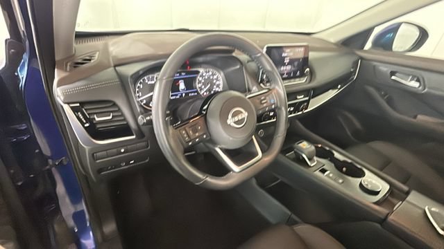 Used 2023 Nissan Rogue SL AWD/4WD image 13
